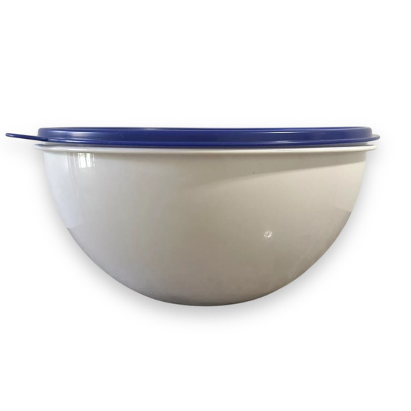 Tupperware 32 Cup Thatsa Mixing Bowl Large 2539A 2540A Blue White Vintage USA - Picture 12 of 12